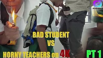 play يستخدم المعلم الرئيسي الشرير قضيبه الكبير لتأديب فتاة جامعية سيئة بسبب عدم احترامها لقواعد وأنظمة المدرسة (الجزء 1)