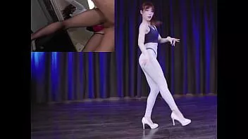 Jouer Fille chinoise danse avec le porno/pmv 3
