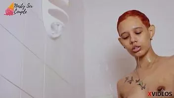 play কদর্য যৌন দম্পতি - ঝরনা মধ্যে blowjob, কাম মুখ