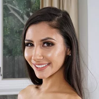 Porno Yıldızı Gianna Dior