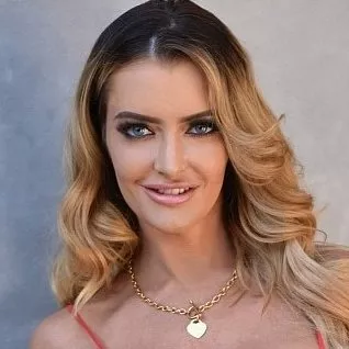 Gwiazda porno Linzee Ryder